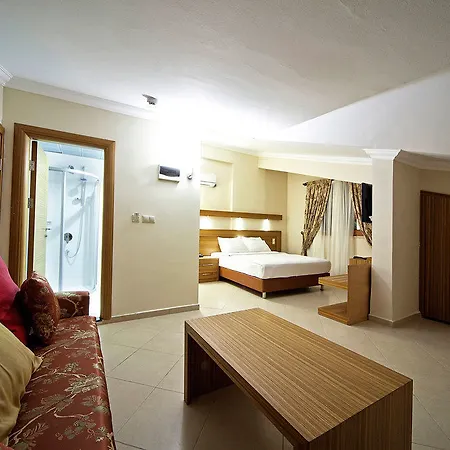 Laberna Otel 4*